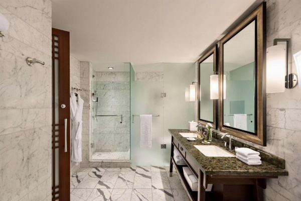 Shangri-La Hotel Toronto image 15